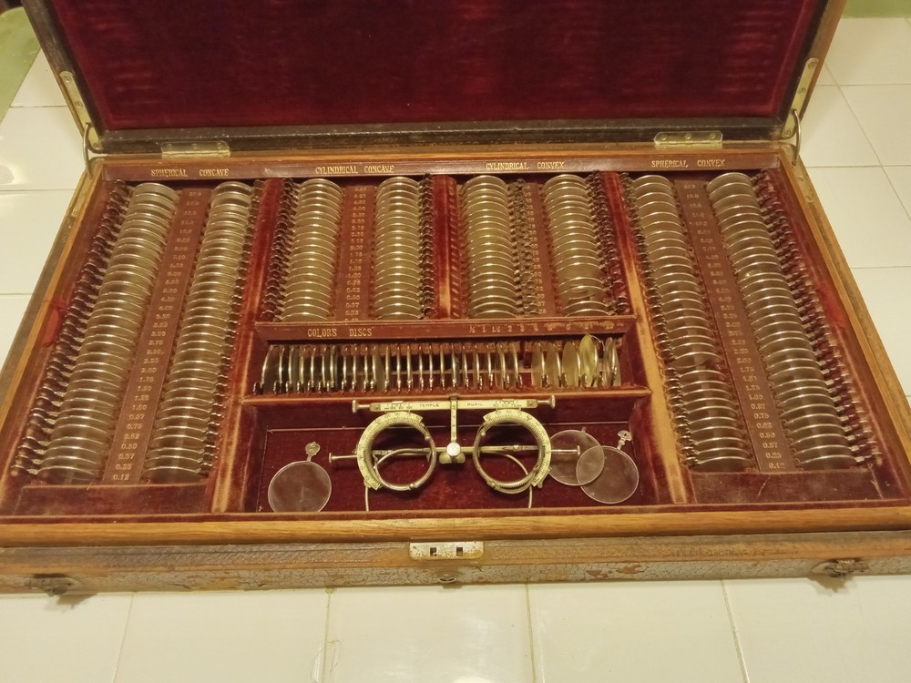 Antique Optical Optometry Eye Exam Testing Kit