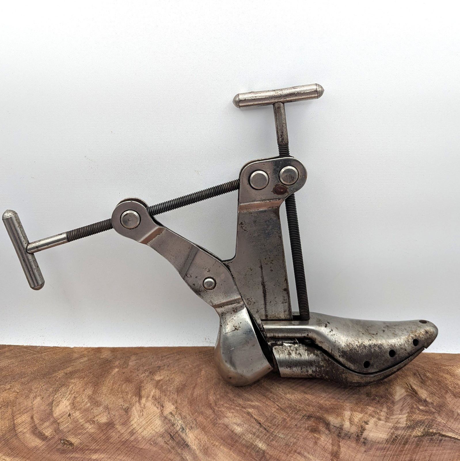 Vintage 1929 Nu-Way Steel Industrial Steampunk Shoe Stretcher Factory Sizer