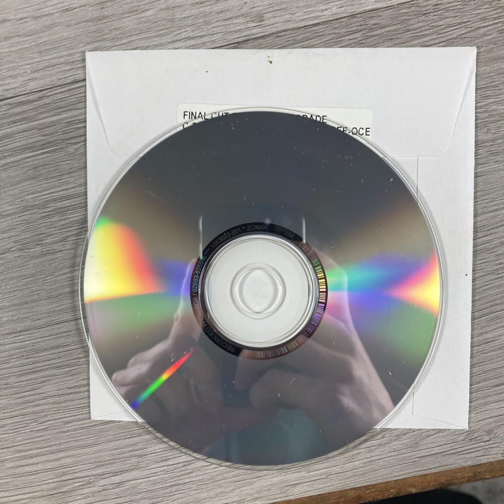 Apple Final Cut Express 2 Upgrade (POWER PC) 2.0.1 Software Disc W/ Key