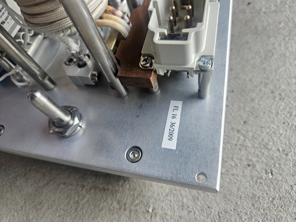 16mL Heated Fluid Module w/ Amphenol C146 Connector – Lab Inline Reactor