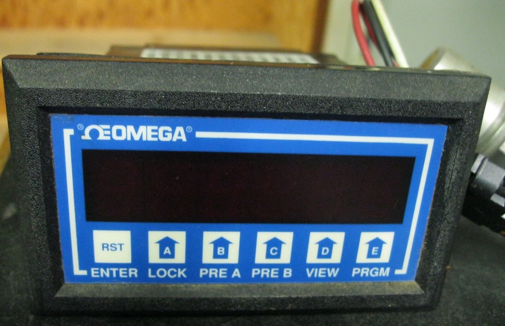 Omega DPF-64 Analog Input Ratemeter