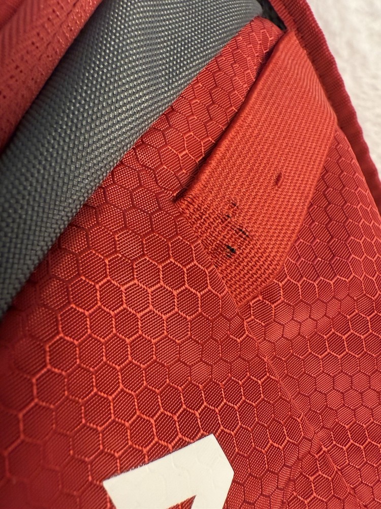 Easton Bat Backpack Red
