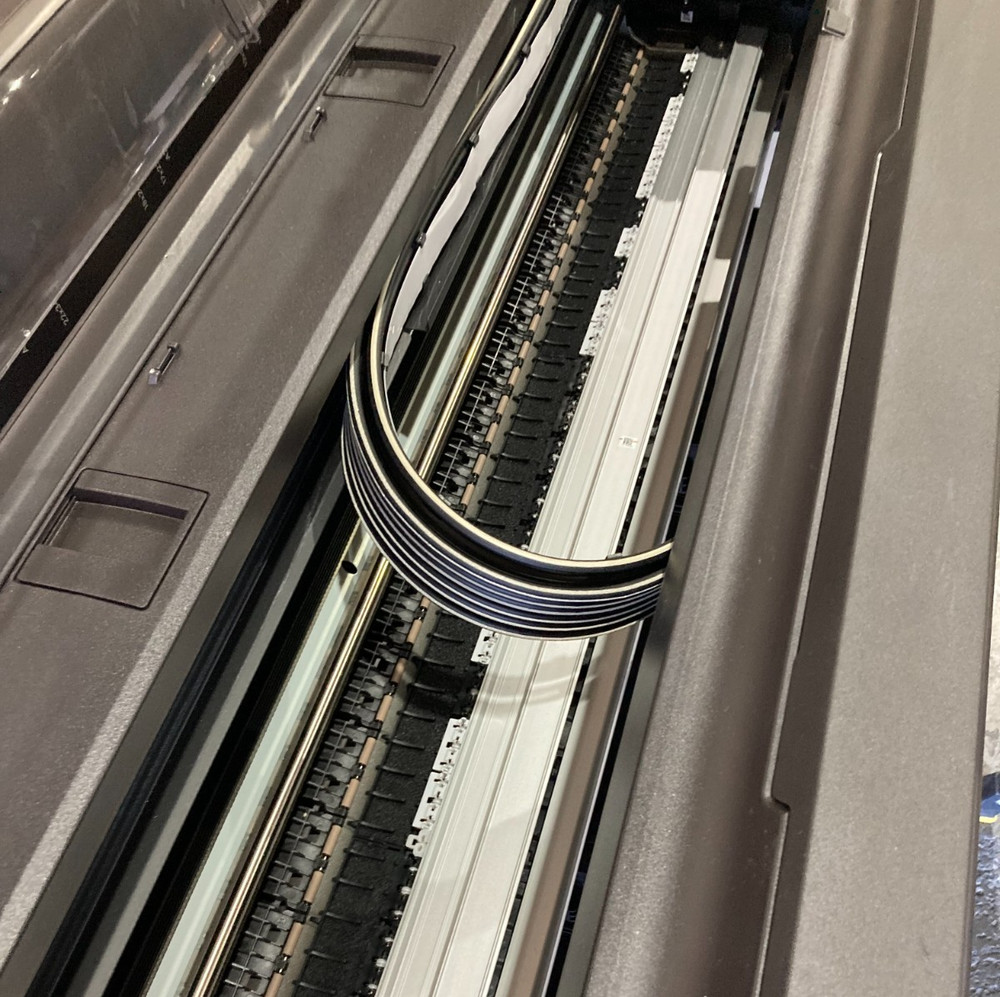 HP DesignJet Z9+ Large Format PostScript Photo Printer w/Spectrophotometer