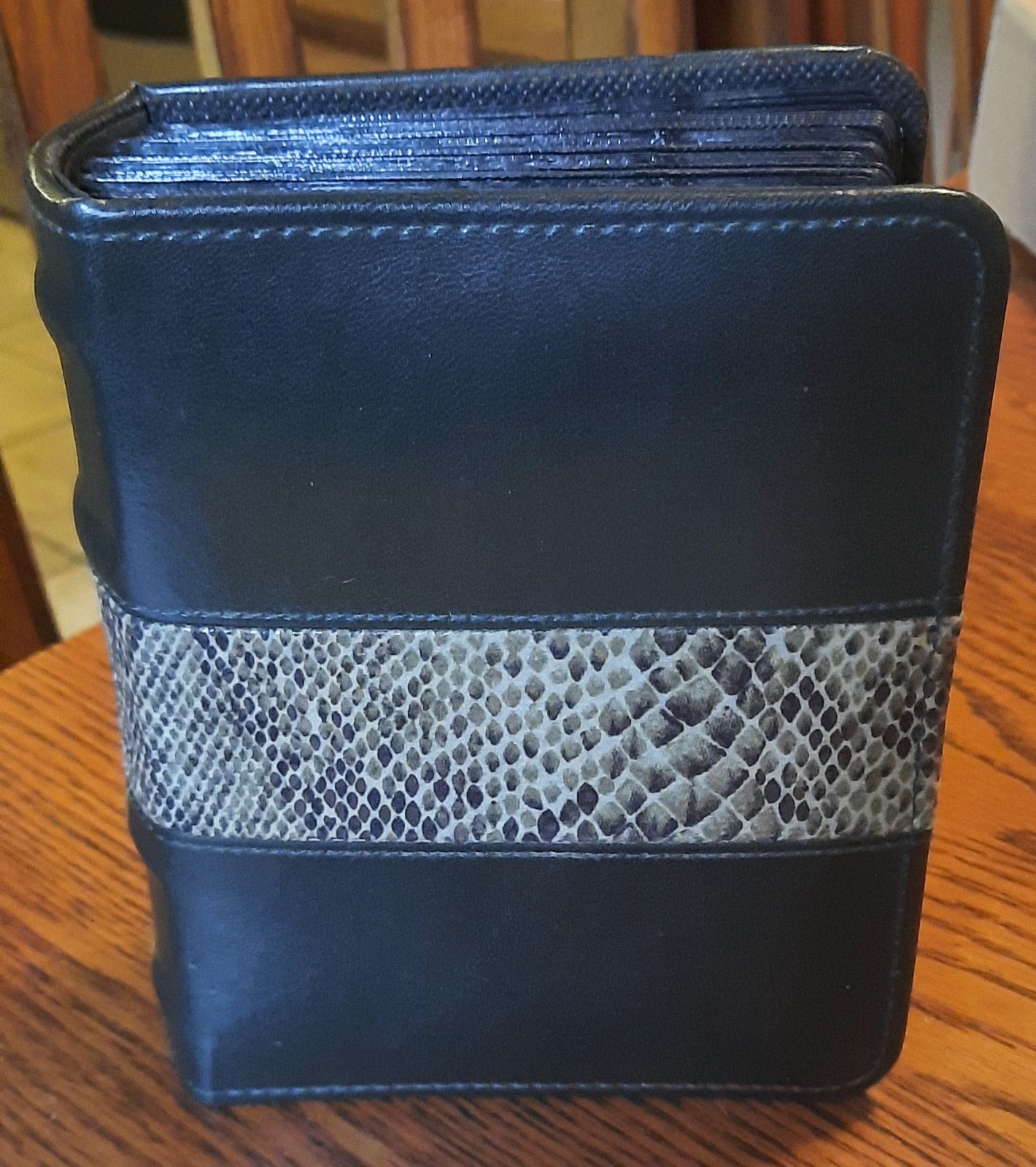 50 Page Photo Album Holds 100 Pictures Leather w/faux Snakeskin