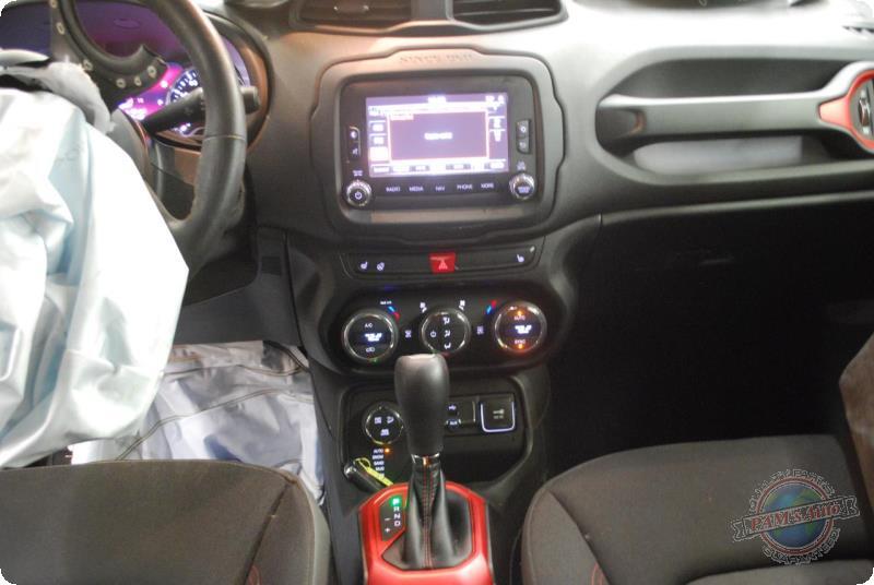 Used A/C Selector Switch fits: 2016 Jeep Renegade control panel w/AC w/automatic