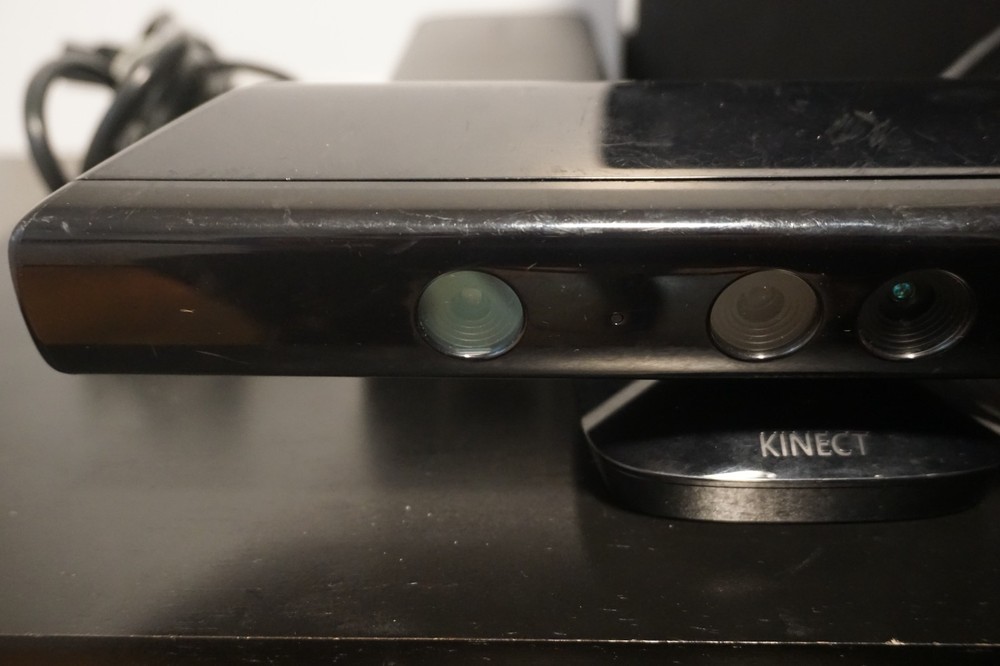 Microsoft Xbox 360 Model 1538 E Console with Kinect - Powers on Sold AS/IS