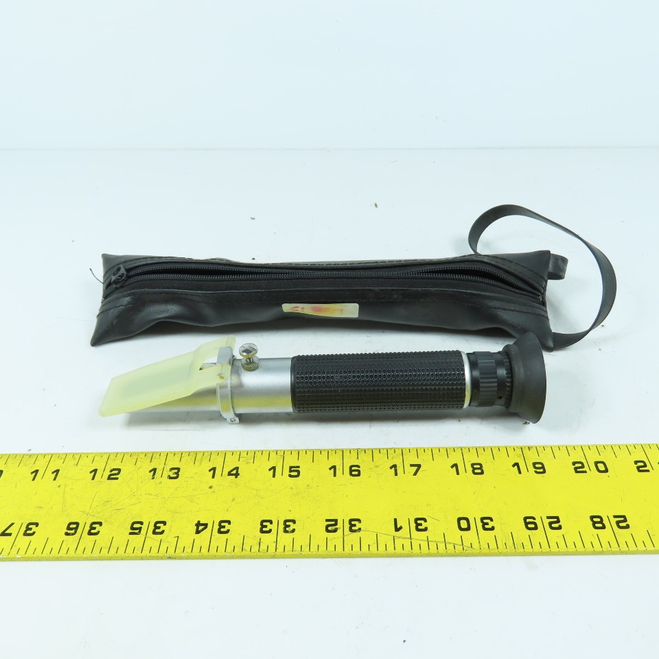 Cincinnati Milacron Hand Refractometer W/ Carry Case