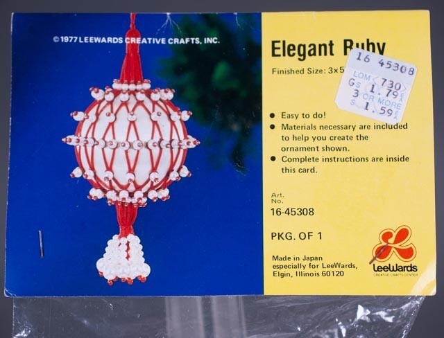 Vtg LeeWards Elegant Ruby Beaded Ornament Kit 1977 NIP