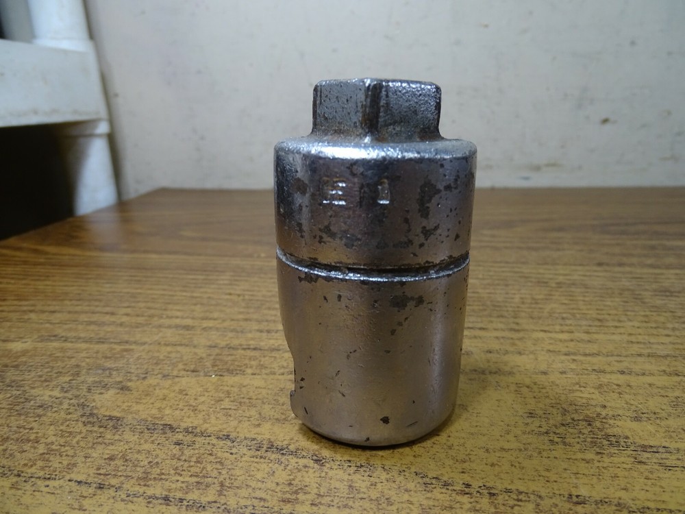 IE Sprinkler Head Wrench/Socket/Tool