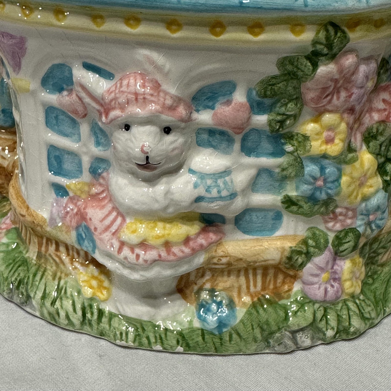 Vintage Mercuries Bunny Cottage House Teapot Ceramic Easter Floral Pastel 1994
