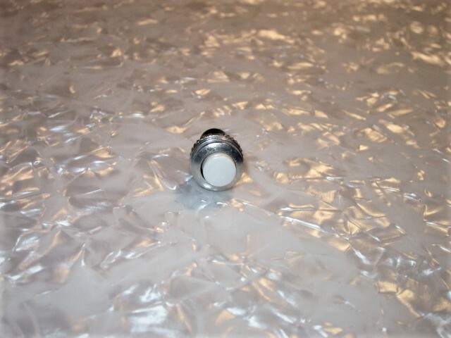 Guitar KillSwitch Cutoff White Momentary P/Button 10MM Flush Mount 4.1m w14"wire