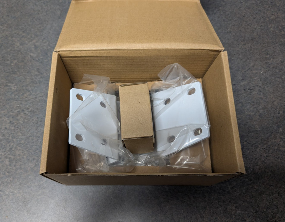 Axis T94R01B Corner Bracket 5507-601