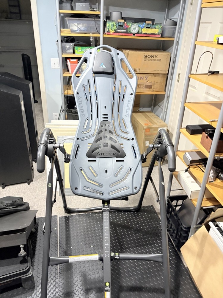 Teeter Adjustable Incline Foldable Inversion Table Gray/Black for Back Gym Use