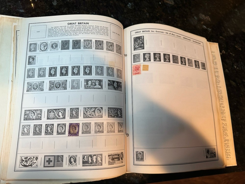 VTG 1977 Traveler Stamp Album With Many Stamps.