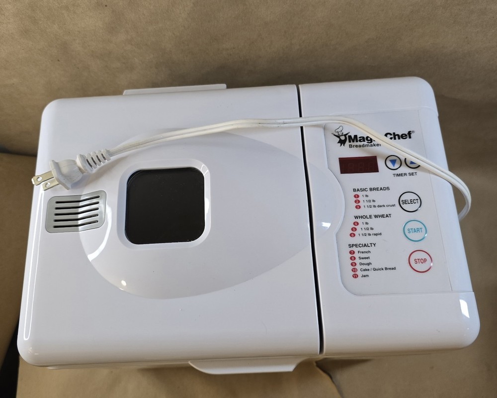 Magic Chef Bread Maker, model: ES1850