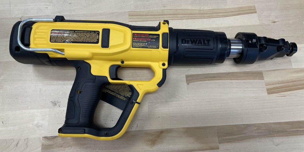 DeWalt DFD270SK Fully-Automatic .27 Caliber Powder Actuated bare tool no box