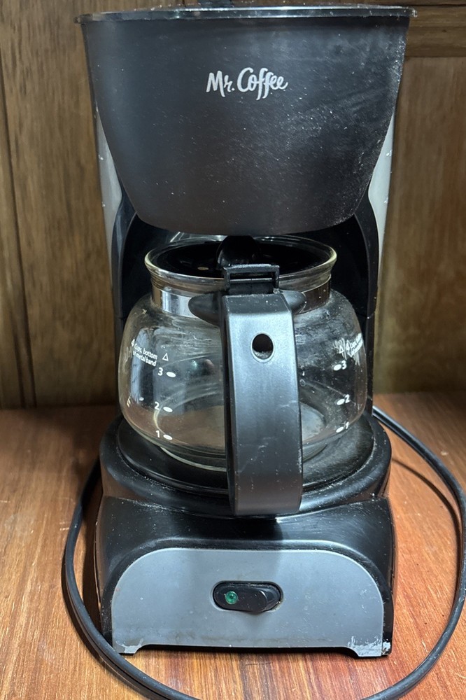 Mr. Coffee DR5 Black 4 Cup Coffee Maker Switch Pause-N-Serve Tested