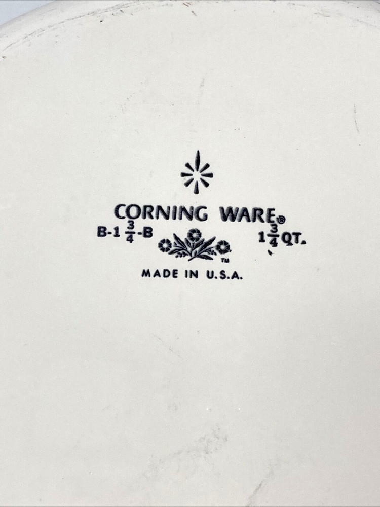 CorningWare 1-3/4 Qt Casserole Dish