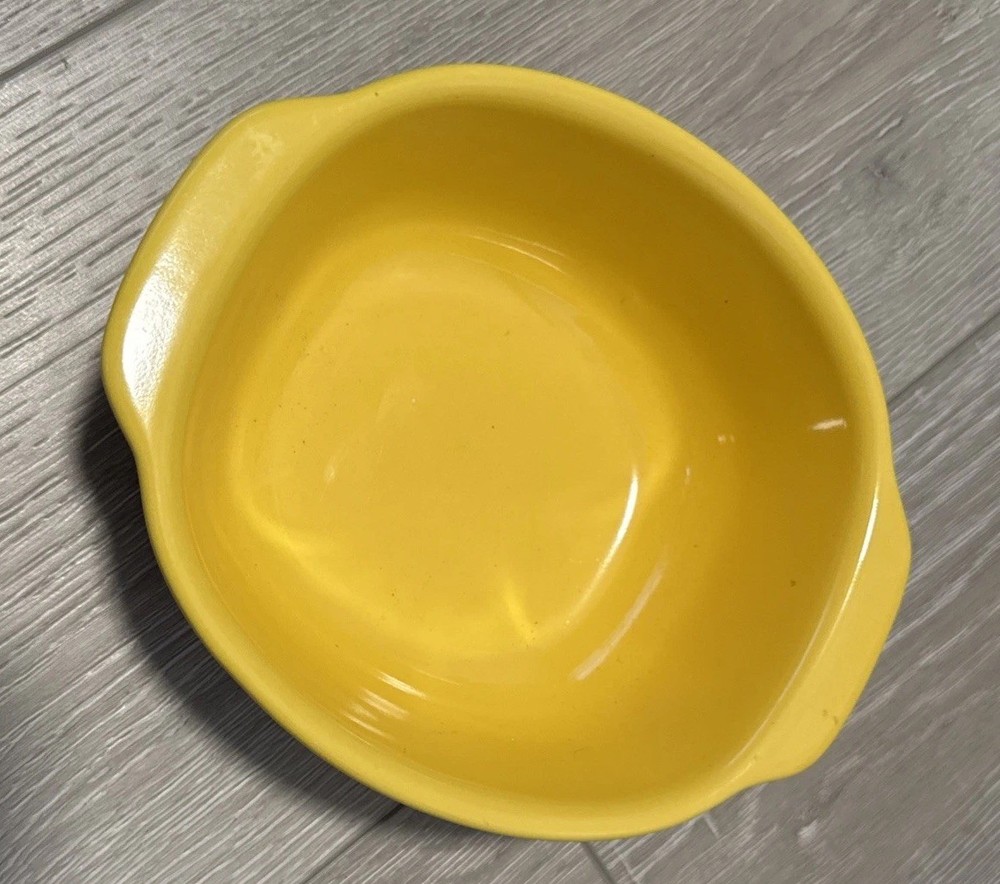 Corning Ware CW Curry Yellow 20oz Small Baker Dish Casserole Square