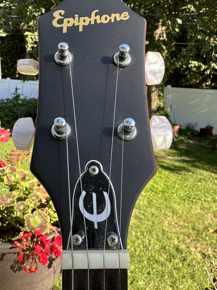 Epiphone 5 Strings Banjo - Serial # 1305133149 w/Soft Shell Case