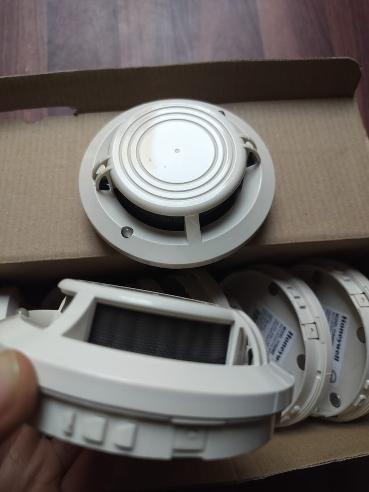 TC840ME HONEYWELL MULTI CRITERIA FIRE SENSOR DETECTOR
