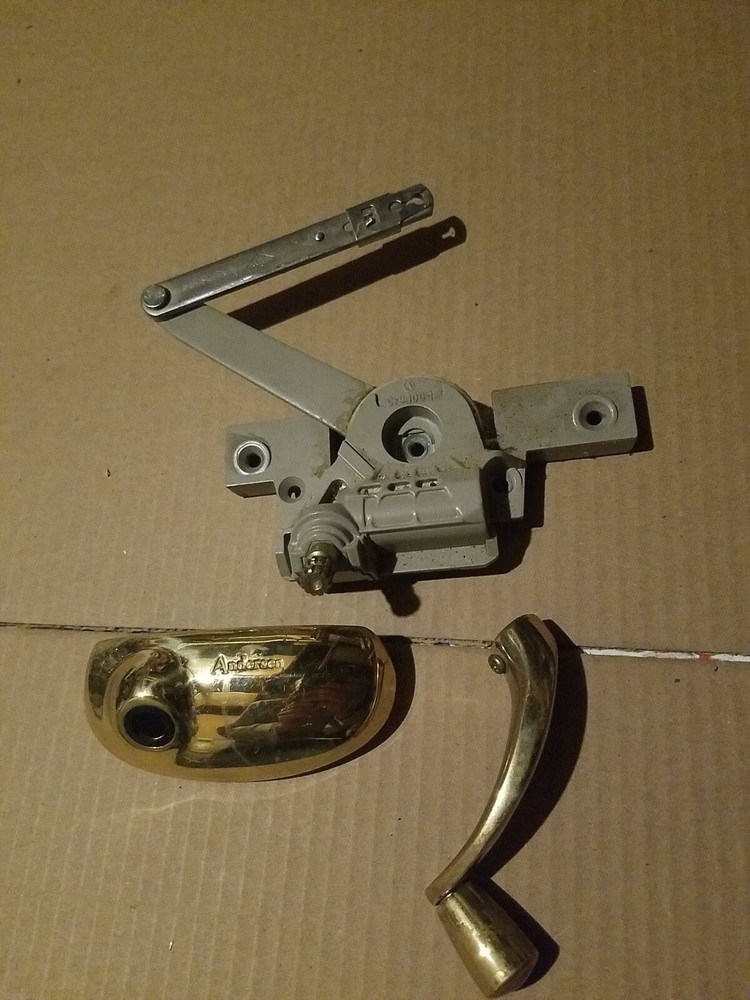 Anderson Casement Windows Roto Operator With Cower and Handle Left