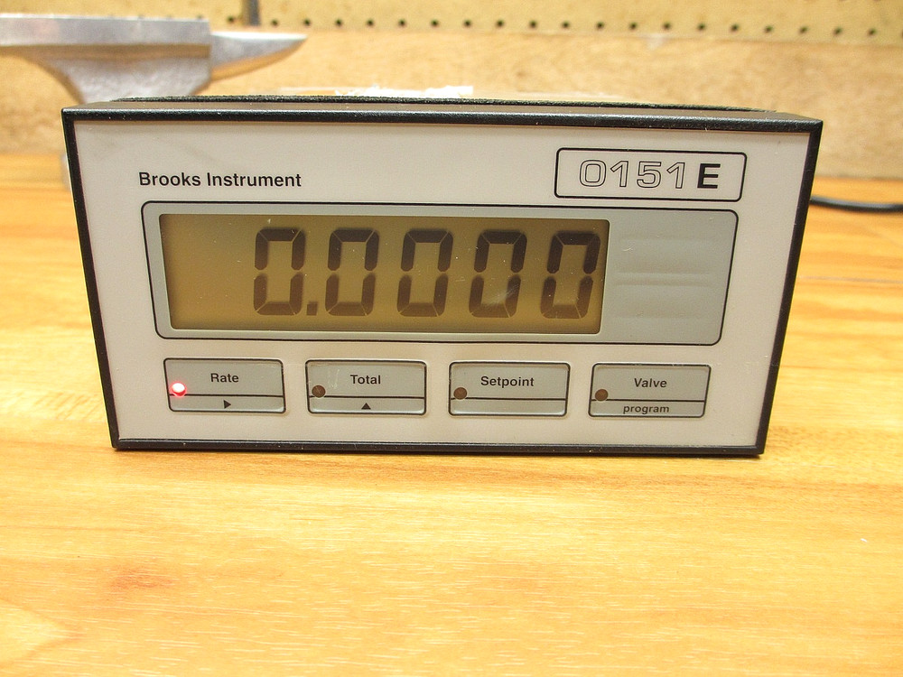 Brooks Instrument 0151AAE2A11A *USED POWERS UP* Flow Computer 0151E