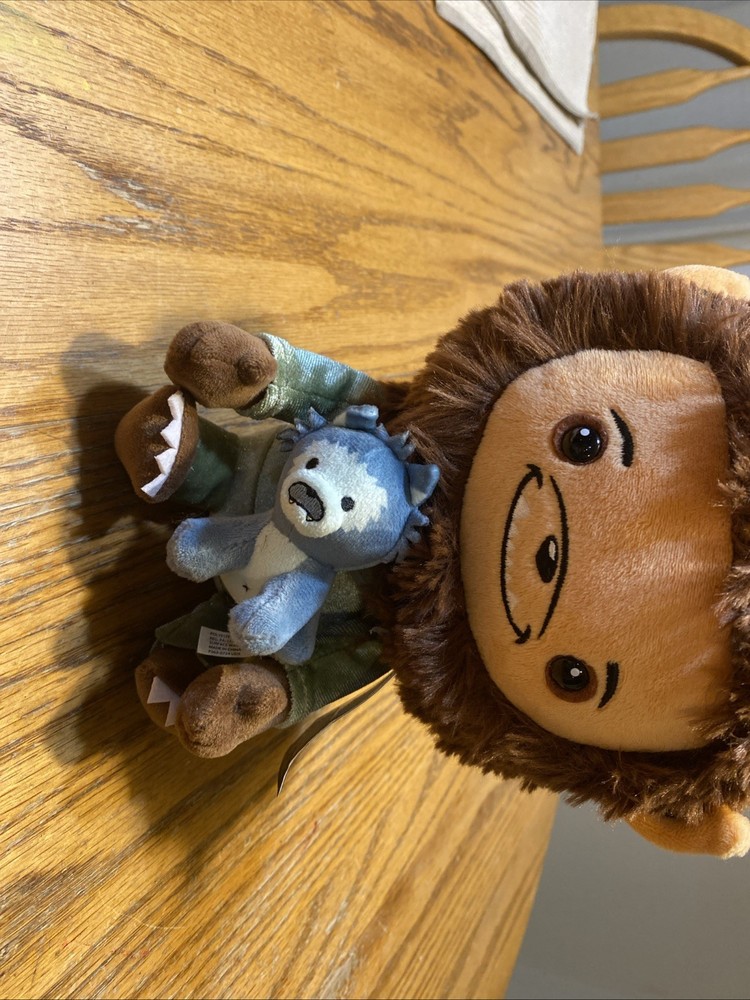 Universal Studios Bitty Monsters Werewolf Plush With Cub 10” NWT