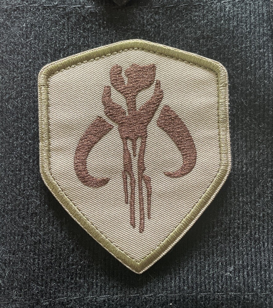 Mandalorian Mythosaur Skull Crest Symbol Sigil Tactical Morale Patch Hook Loop