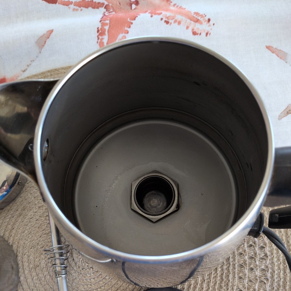 Farberware 134B Superfast Fully Automatic 2-4 Cup Electric Coffee Percolator Pot