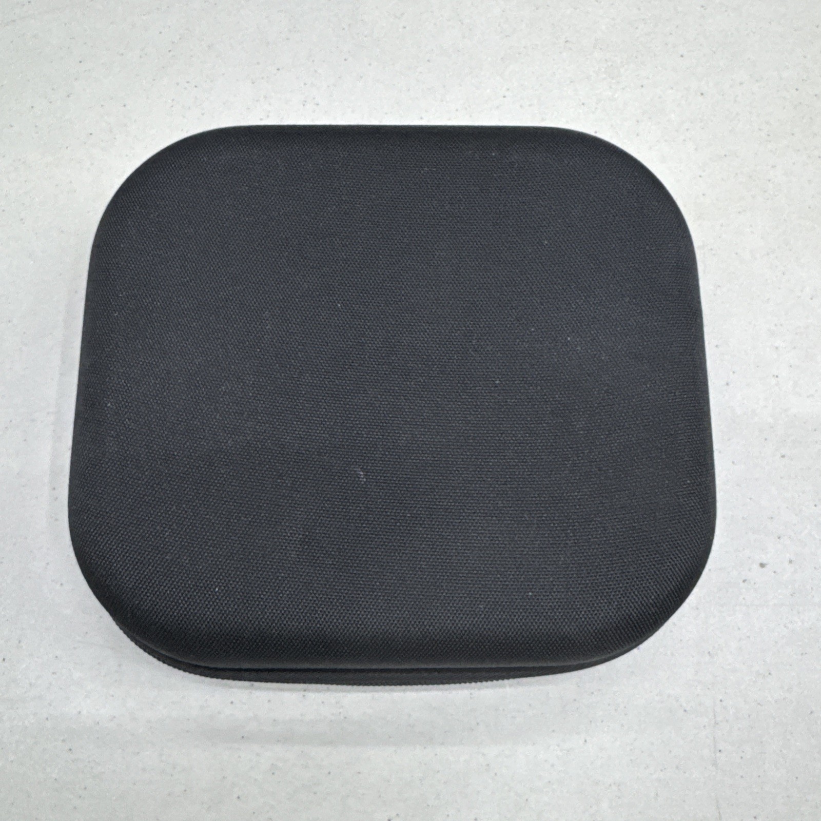 Skullcandy Kilo Carrying Case - Case Only - Black