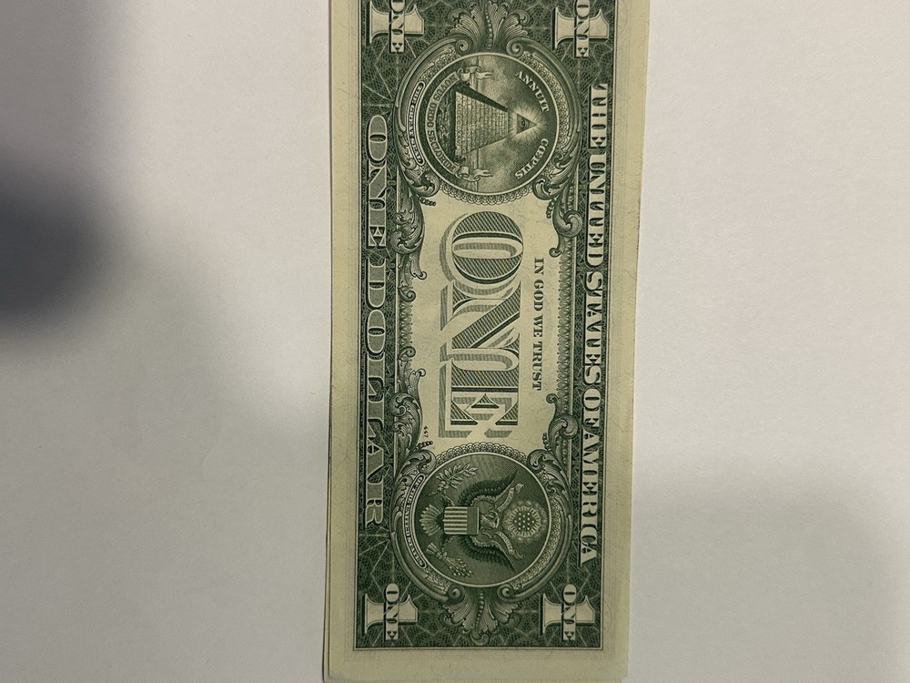 1957B Silver Certificates $1 2 Consecutive Serial Numbers UNC D41