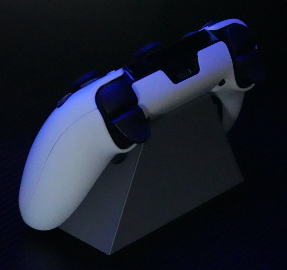 PlayStation 5 EDGE Stand For 30th Anniversary Controller 3D PRINT