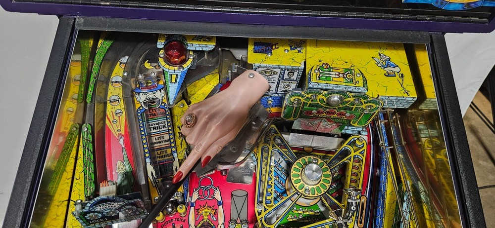 PINBALL MAGIC Pinball Machine - Capcom 1995 - 2110