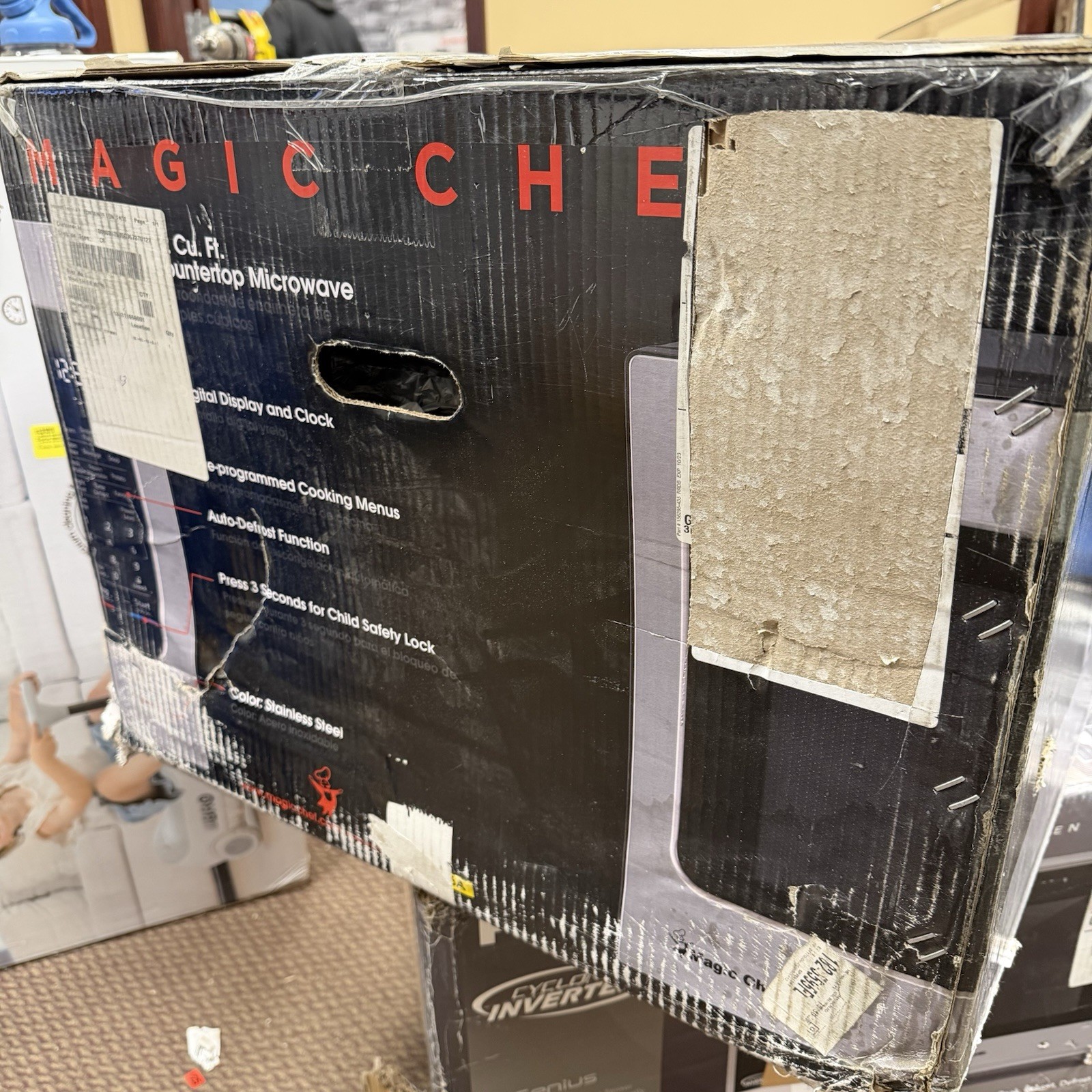 Magic Chef 2.2-Cu. Ft. 1,200-Watt Countertop Microwave with Sensor Cook