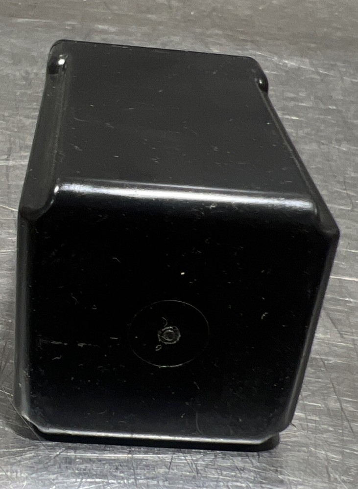 SOLID STATE FLASHER MODEL A 5952 RELAY. 8 Pin Used Surplus