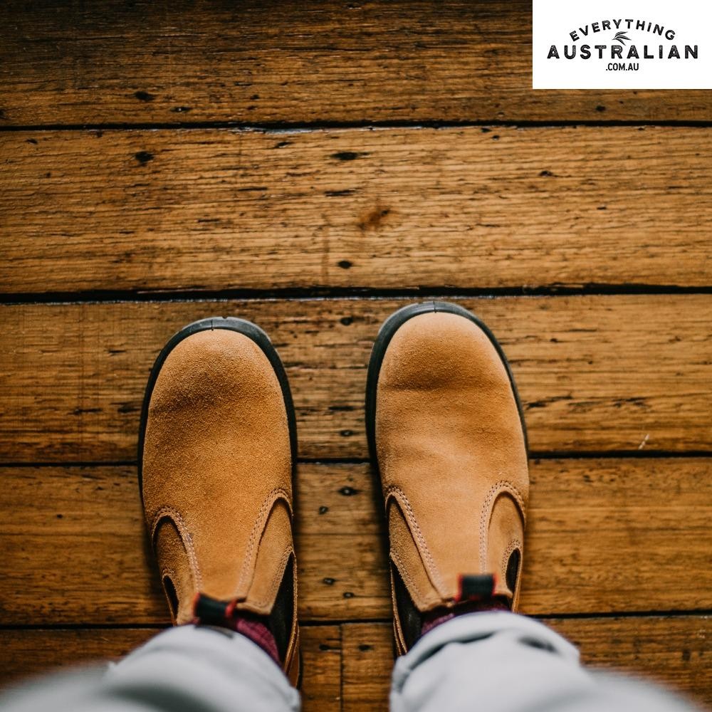 Redback Bobcat UBBA Soft Toe Boot Banana Suede