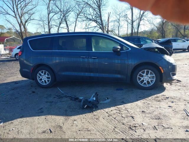 PACIFICA 2020 Glove Box 4719863