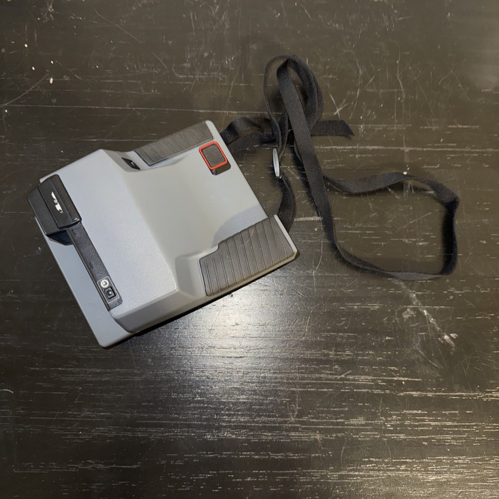 Polaroid Impulse AF Autofocus System Gray - Untested - With Strap