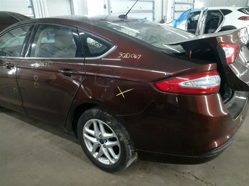 FUSION 2015 High Mounted Stop Light 104582944