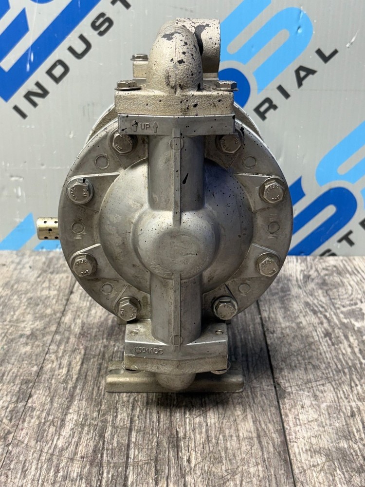 VERSAMATIC E7AA5T559C DOUBLE DIAPHRAGM PUMP