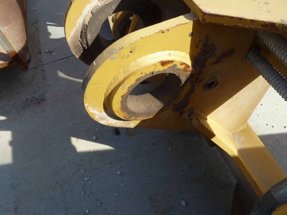 Wicker Pipe Grapple, WPDC 950M,  92 inches wide, fits Cat 950M