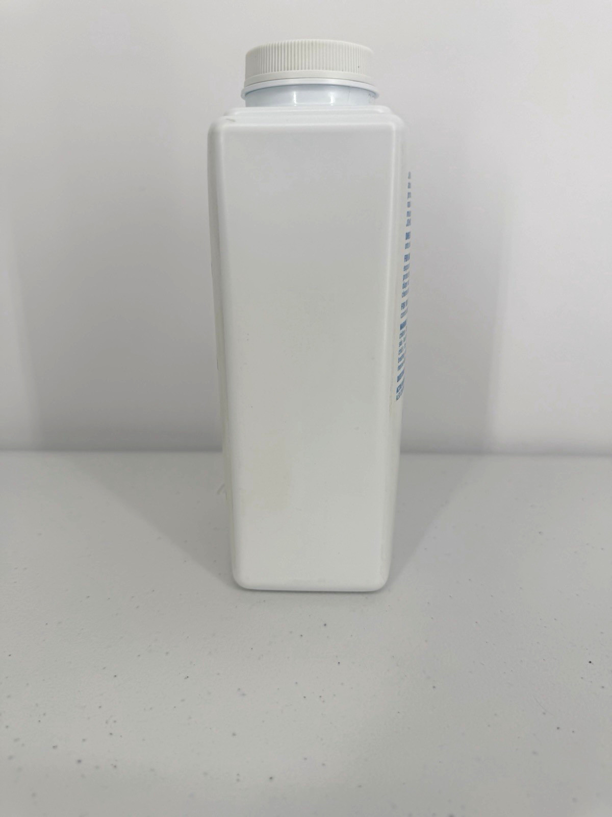 Johnson & Johnson Baby Corn Starch Vintage Powder Bottle Movie Prop 14 Oz