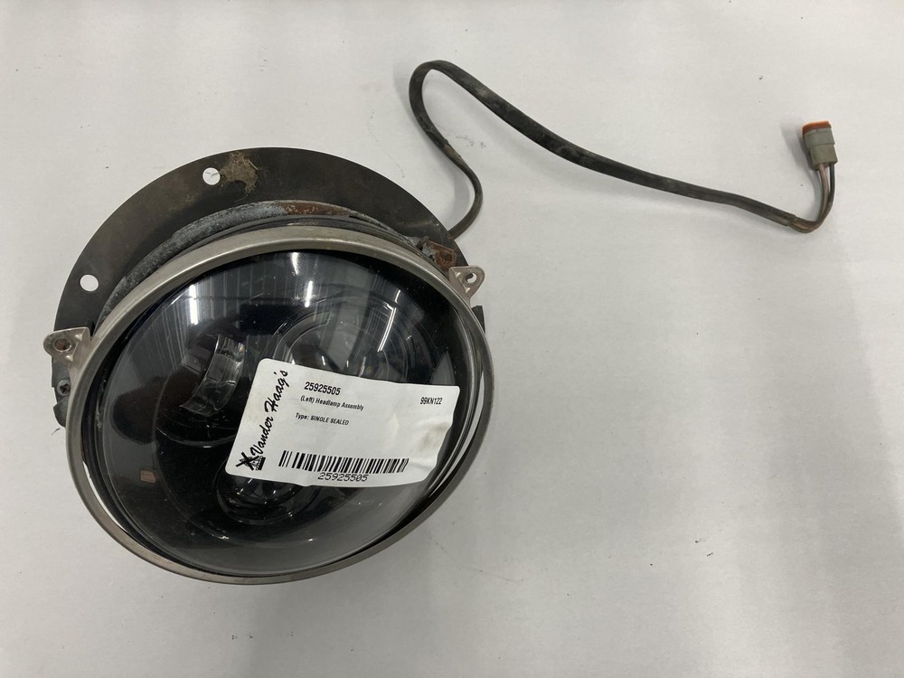 1997-2010 Kenworth T2000 Left/Driver Headlamp - Used