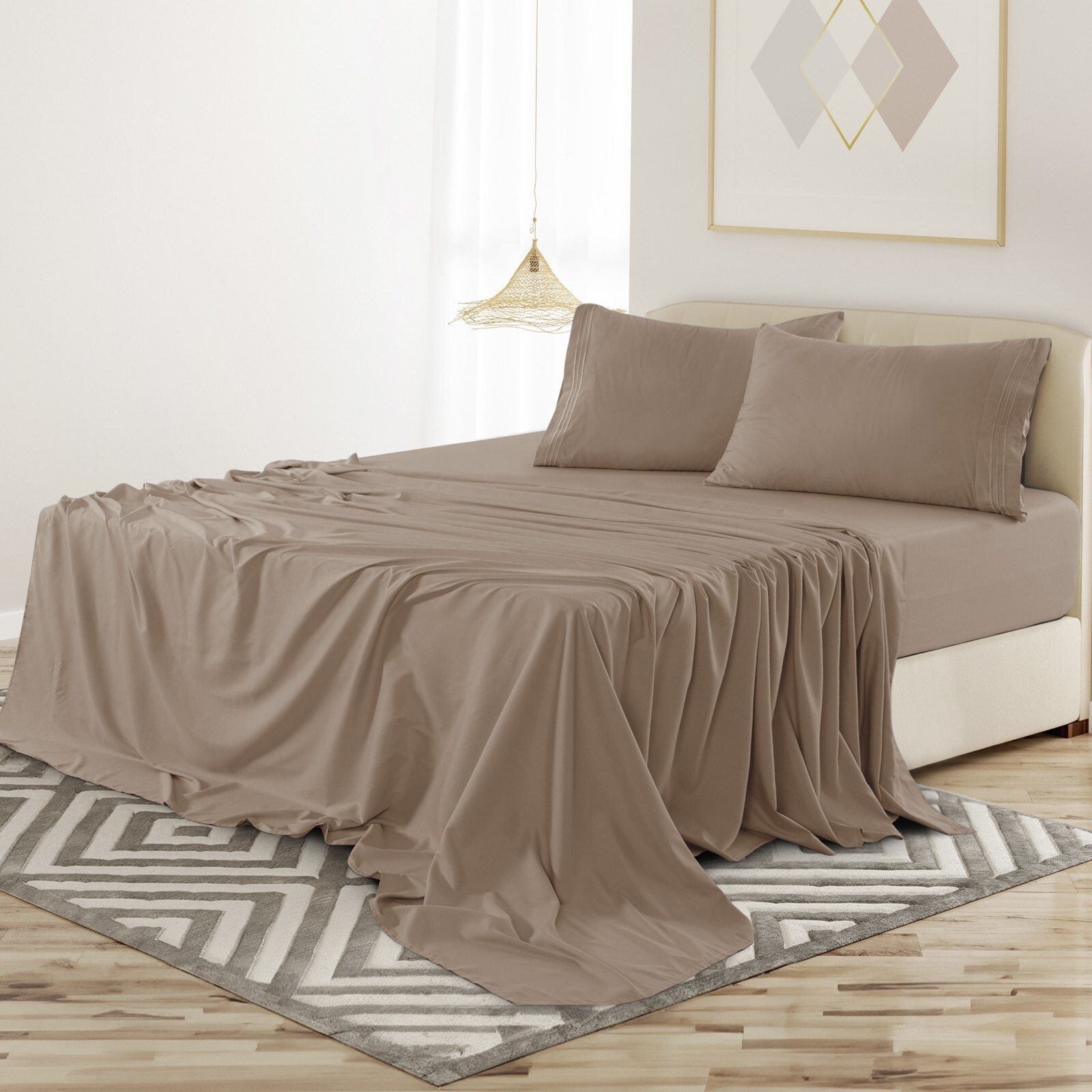 4 Piece Premium Bed Sheet Set Hotel Luxury Ultra Soft Deep Pocket Sheets Set