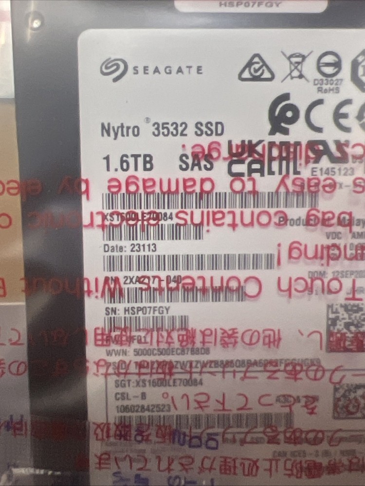 Fujitsu PY-TS16NPF 1.6TB SAS SSD 12 Gbit/s