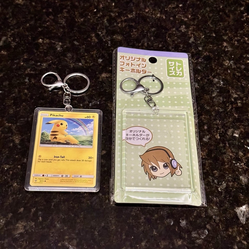 Pokémon Trading Card Keychain Protector