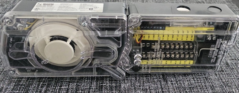 System Sensor D4120 Duct Smoke Detector 4 Wire