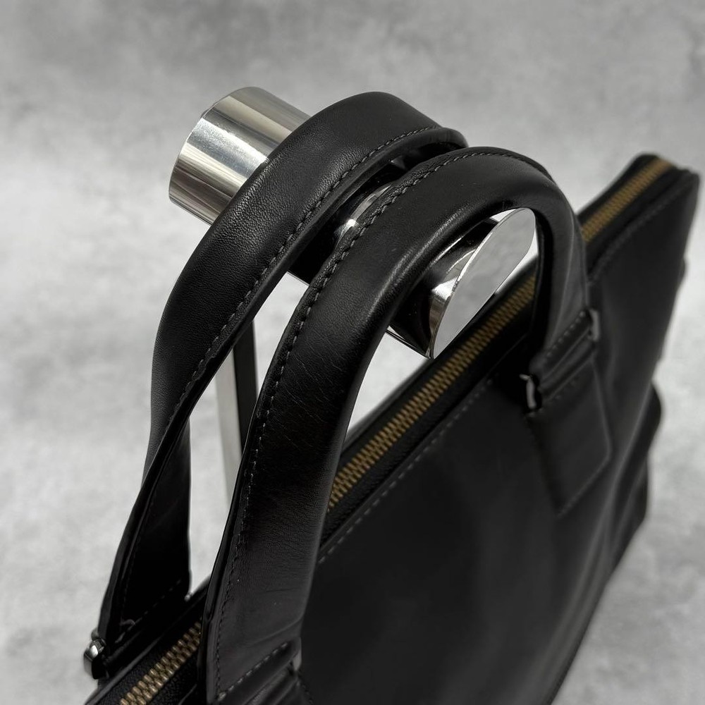 TUMI Harrison Leather Briefcase 2-Way Black **Used**