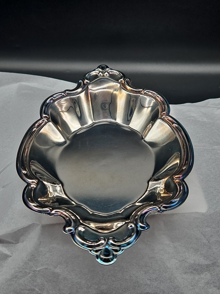 Vintage International Silver Silverplate Candy Nut Dish 9"